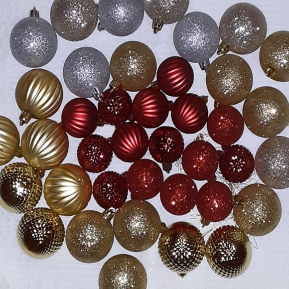 39 Pieces Christmas Glitter Ball Ornaments Xmas Tree Balls - Hanging Balls - Picture 2 of 3